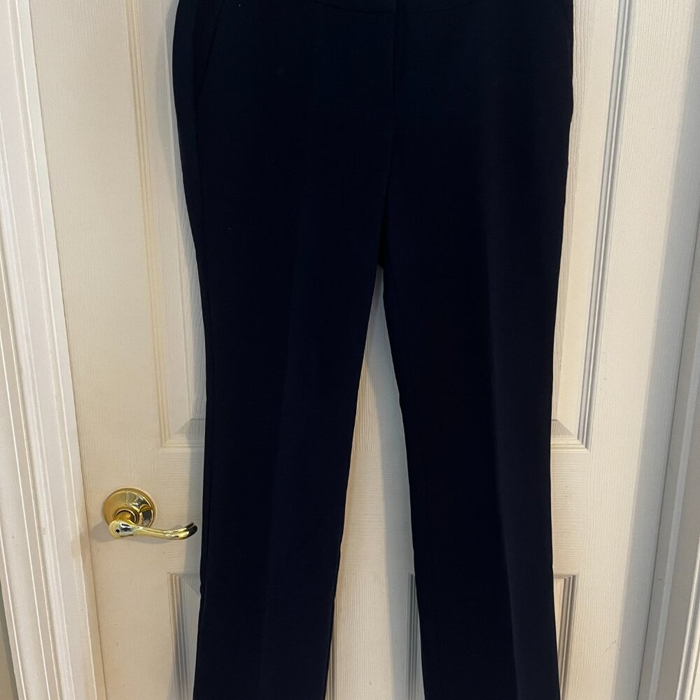 Mid Rise Straight Pant in Textured Drape - Curvy Fit Petite - Navy 2P - Picture 3 of 6